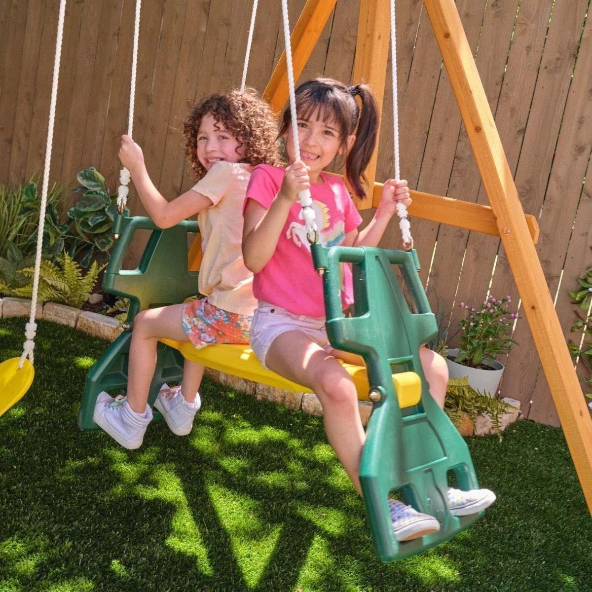 Kids Kidkraft Bear Cave Lodge Swing Set / Playset