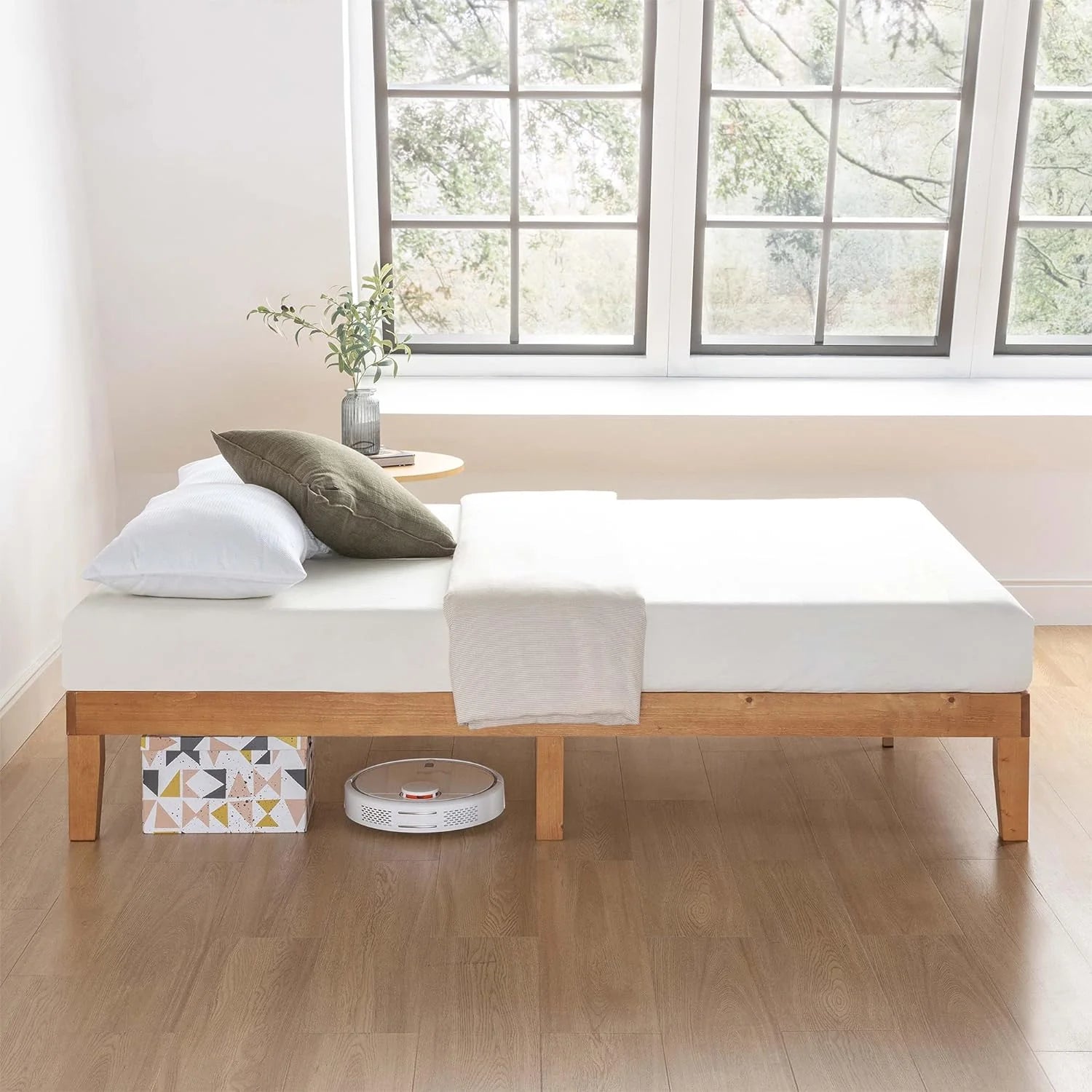 12" Classic Solid Wood Platform Bed Frame w/Wooden Slats (No Box Spring Needed), Natural, Queen Size1 pcs
