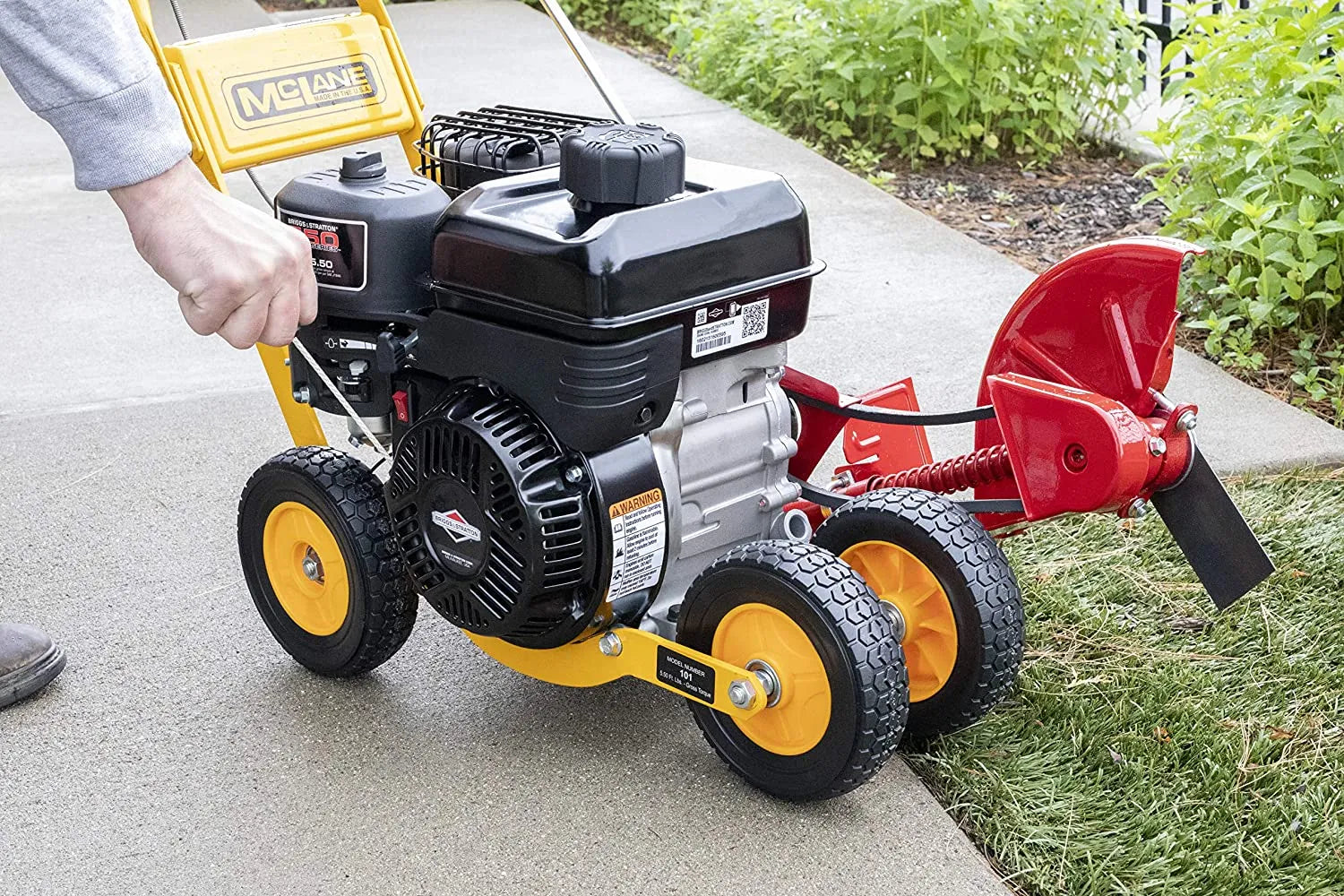 101-5.5GT-7Gas Powered Lawn Edger, 5.50 Gross Torque/3.5 HP B&S Engine 7��� Wheels