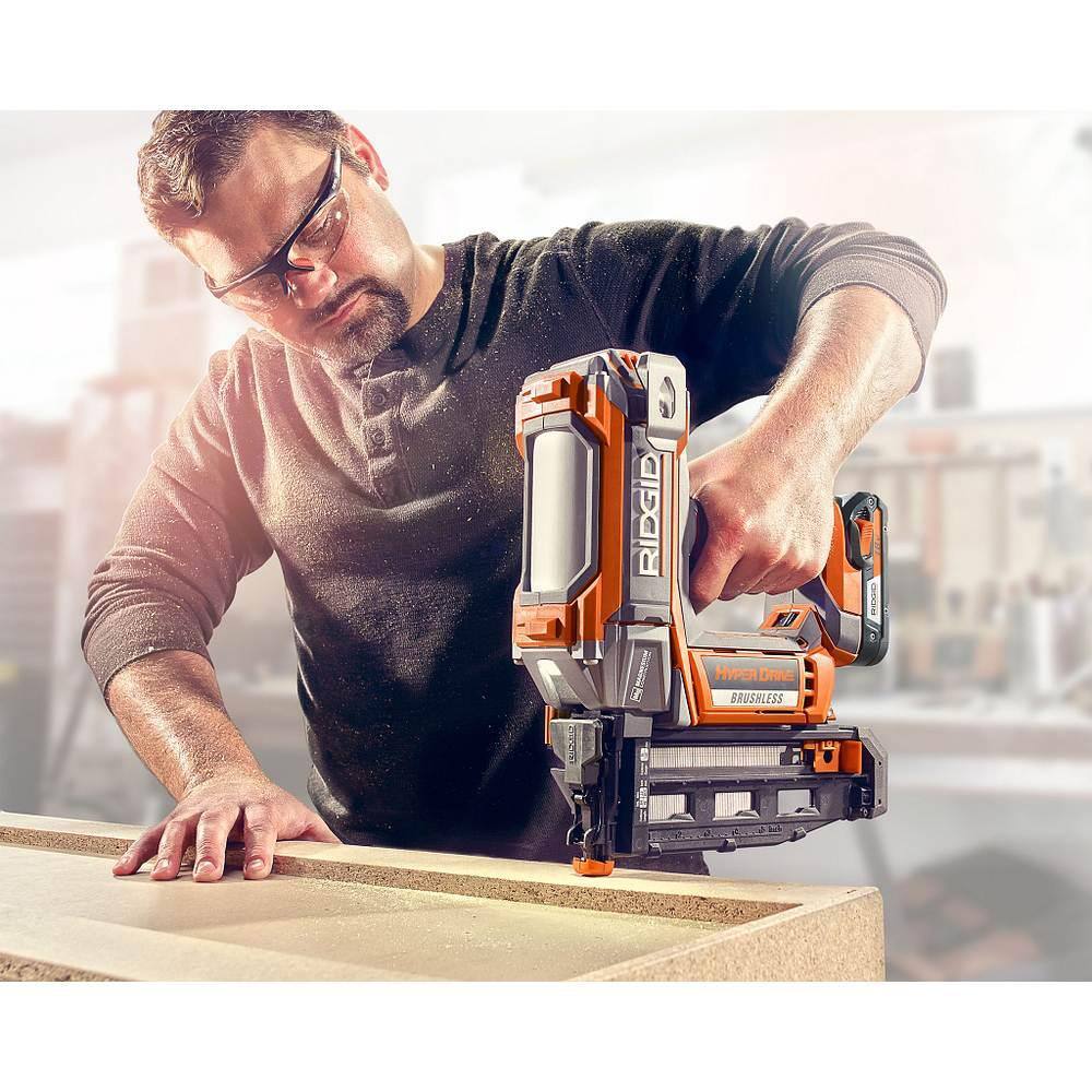 RIDGID 18V Brushless Cordless Nailer Combo Kit with Brad &amp; Finish Nailers, Battery &amp; Charger